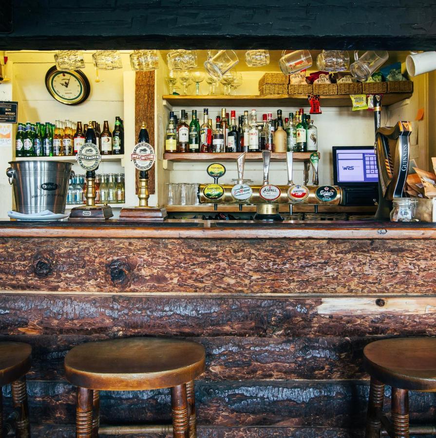Hotel The East End Arms à Lymington Extérieur photo